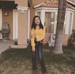 Meet your Posher, Emely